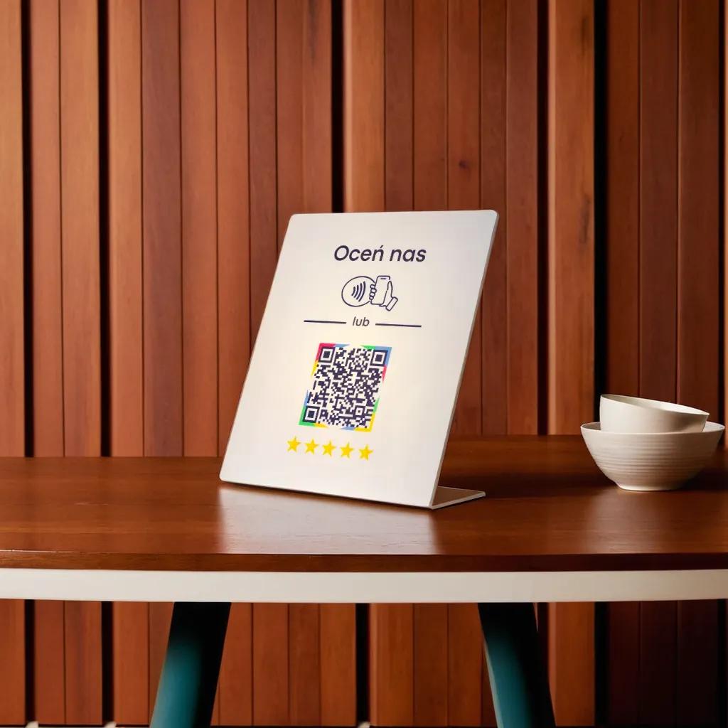 Stojak Opinii Google NFC